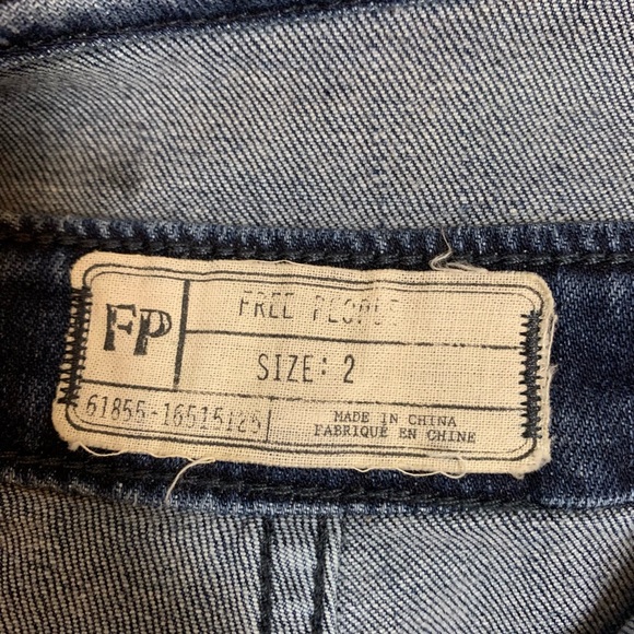 Free People Hearts on Fire Denim Jumpsuit Tijuana Halterall Size 2 Dark Blue - Picture 9 of 10